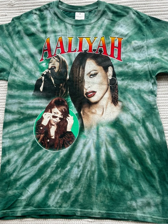 Urban Outfitters Tops - Aaliyah Graphic Tee Green Tie Dye Y2K Style Cotton T Shirt Size M
